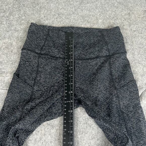 Lululemon Leggings Size 6 Fast Free Crop II *Nulux 19" Black Printed - Picture 6 of 9